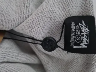 Felpa Stussy con cappuccio grigia nuova