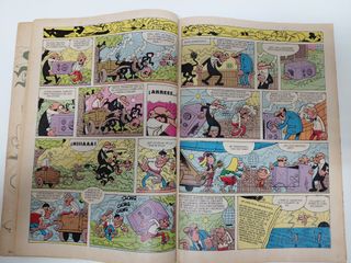 OLÉ! 225. Mortadelo y Filemón