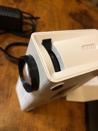 Mini Projetor F1 Inteligente