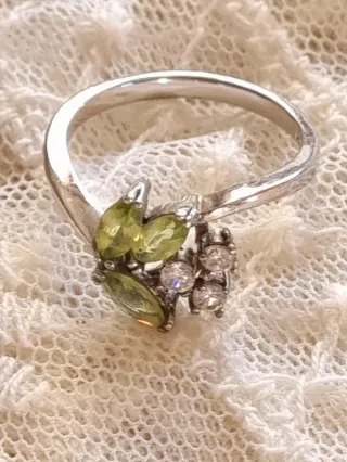 Joyas de Plata y Olivino