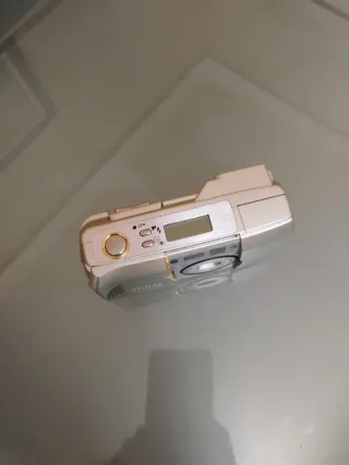 Cámara Nikon Lite Touch Zoom 120 ED