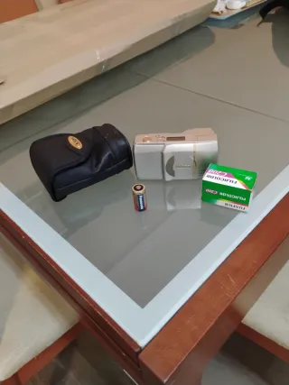 Cámara Nikon Lite Touch Zoom 120 ED