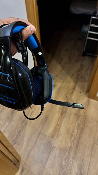 Cascos Gaming Negros y Azules