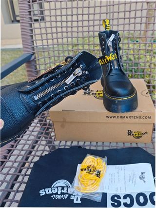 Botas Dr. Martens Talla 39 Mujer
