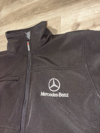 Chaqueta Mercedes-Benz Payper Negra