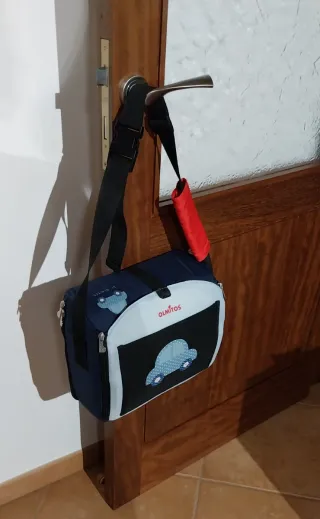 Sedia/trono portatile per bambini con ascensore