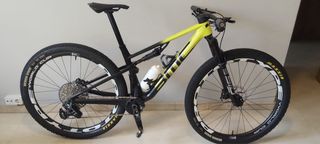 Bicicleta BMC Fourstroke 01