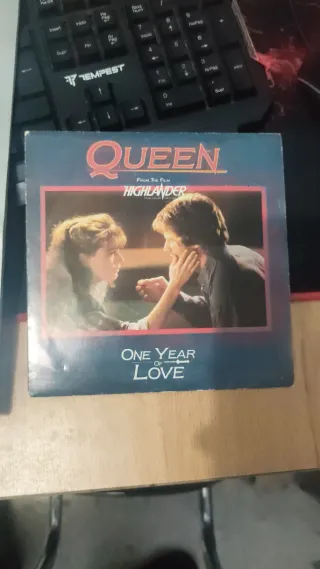 Queen - One Year of Love (Single Vinilo)