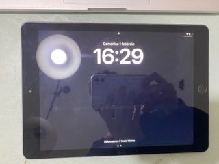 iPad 2018 32GB Wi-Fi + penna e cover