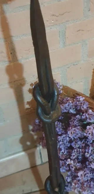 Candelabro in ferro battuto