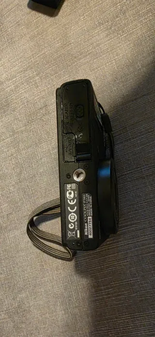 Cámara Nikon 310 16.1 MP Zoom Óptico 4.2x