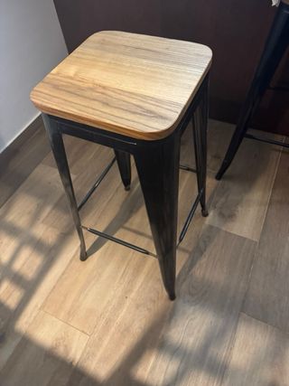 Taburetes altos cocina metal y madera