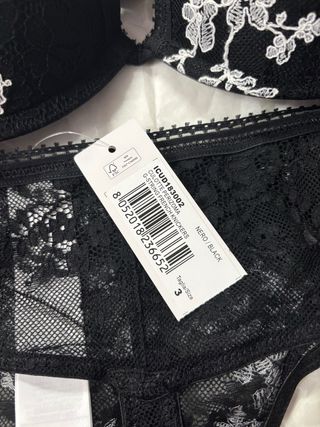 Completo intimo nero pizzo floreale