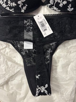 Completo intimo nero pizzo floreale