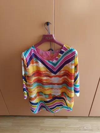 Camicetta donna fantasia fiori blu e bianco