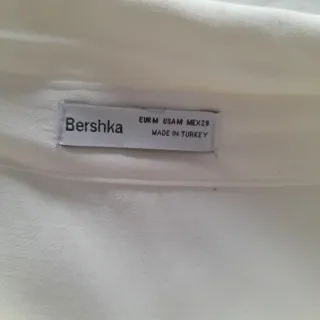 Camicetta crop elegante Bershka M – viscosa 100%