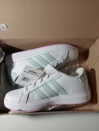 Scarpe Adidas Grand Court 2.0 per Bambina, tg33