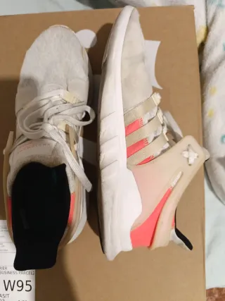Zapatillas Adidas Blancas y Rosas
