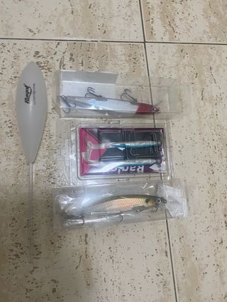 Caña de spinning y carrete y asesorios