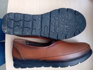 Zapatos salón ortopédicos marrones