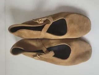 Bailarinas Zara Beige con Tira y Hebilla