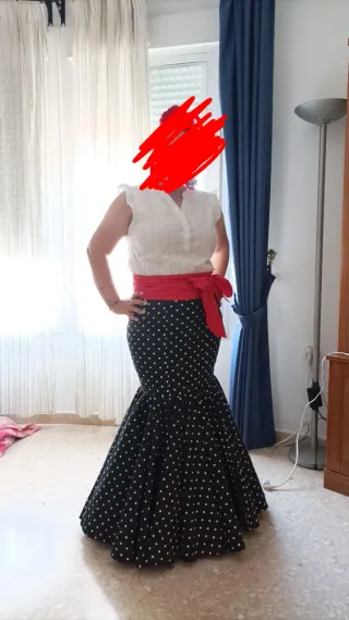 Falda flamenca lunares