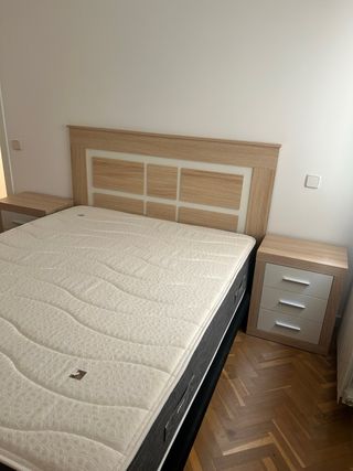 Mesita de noche madera nueva sin montar