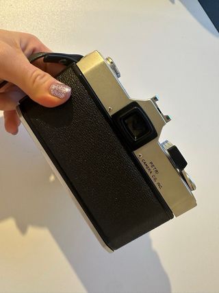 Cámara analógica Petri Versatile SLR