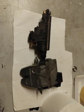 Cerradura Maletero Mercedes W203 Familiar