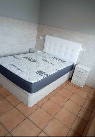 Liquidación,canapés y colchones armarios y sofasso