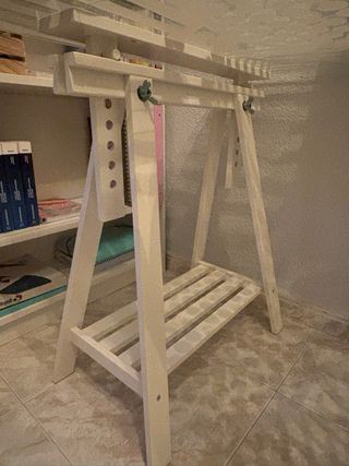 Escritorio de cristal con diseño