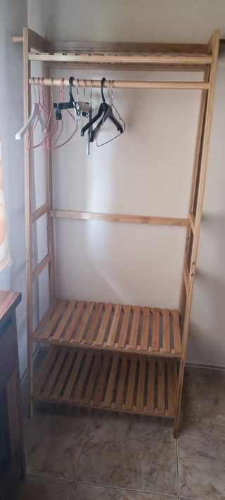 Mueble Colgador Ropa Bambú
