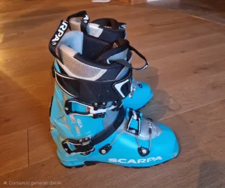 Scarponi sci alpinismo donna Scarpa