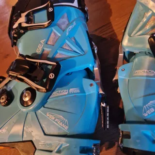 Scarponi sci alpinismo donna Scarpa