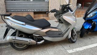 Xciting 500 Maxi Scooter Automática