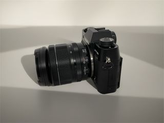 Cámara Fujifilm X-T30 + Objetivo XF 18-55