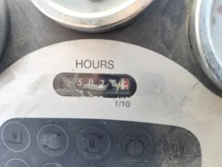 Máquina Telescópica ausa terex girolift 3514