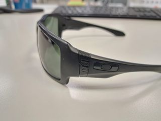 Gafas Oakley Big Taco Polarized Black y dos lentes