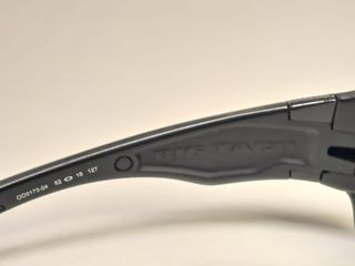 Gafas Oakley Big Taco Polarized Black y dos lentes