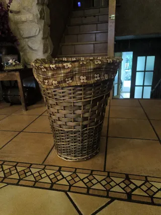 Cesto Ropa Sucia Mimbre y Tela, de 52 CMS de alto