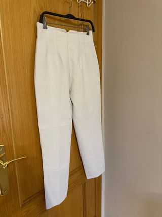 Pantalón de pinzas Zara blanco talla S