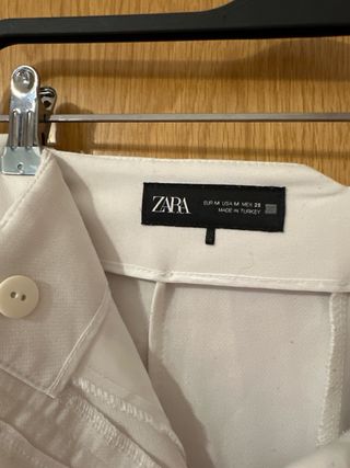 Pantalón de pinzas Zara blanco talla S