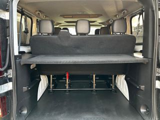 Nissan NV300 2021 Combi9 150cv