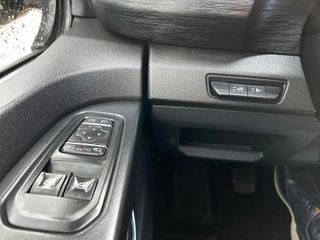 Nissan NV300 2021 Combi9 150cv