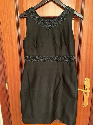 Vestido negro de seda salvaje y chaqueta