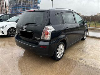 Toyota Verso 2006