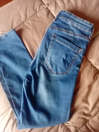 Vaqueros Mango- Talla 36 Mujer