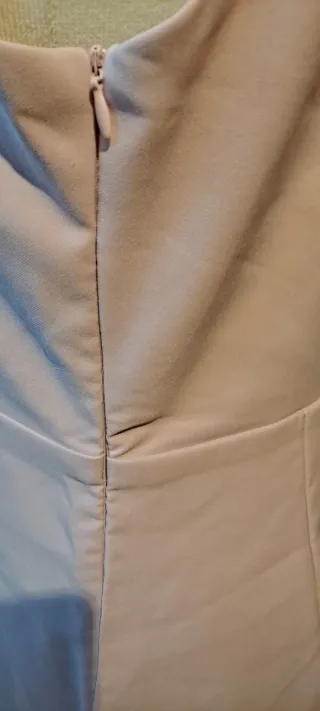 Vestido rosa con lazos