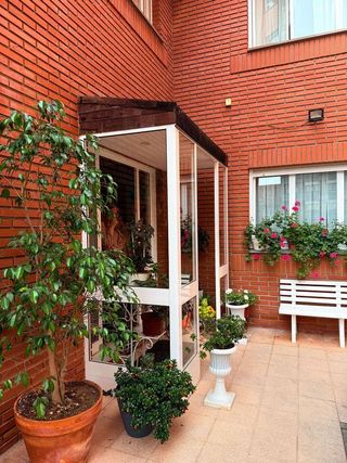 Casa adosada en venta en Montecerrao en Oviedo