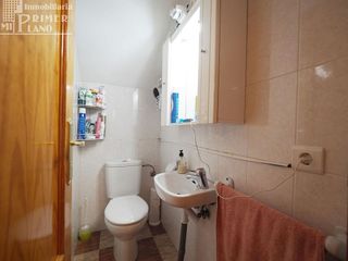 Casa adosada en venta en Tomelloso